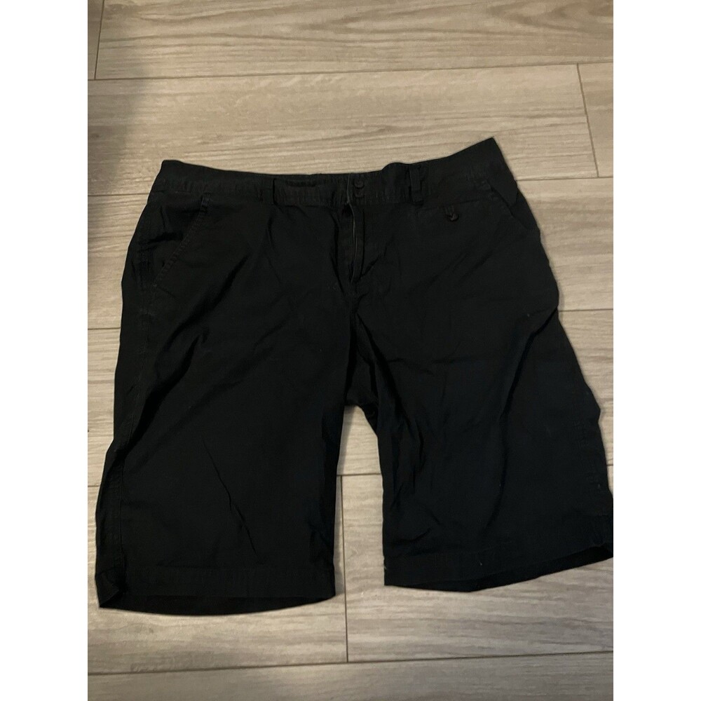 Columbia Sportswear Bermuda Shorts Women’s 14W  Black 11”